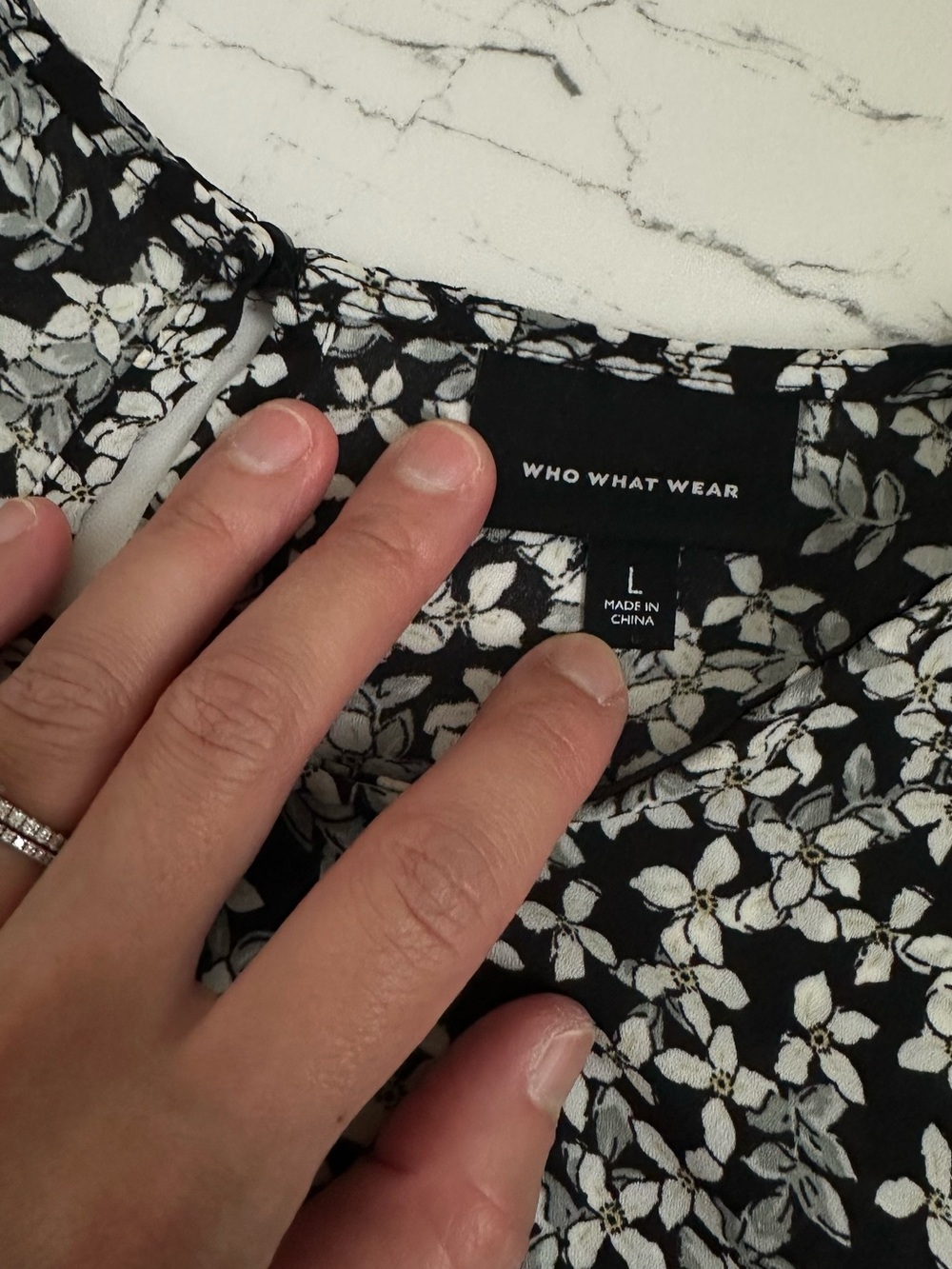 Who What Wear Black and White Floral Bell-Sleeve Blouse - Picture 4 of 8